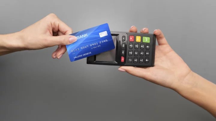 Entenda como funcionam os pagamentos e recebimentos no cartão de crédito